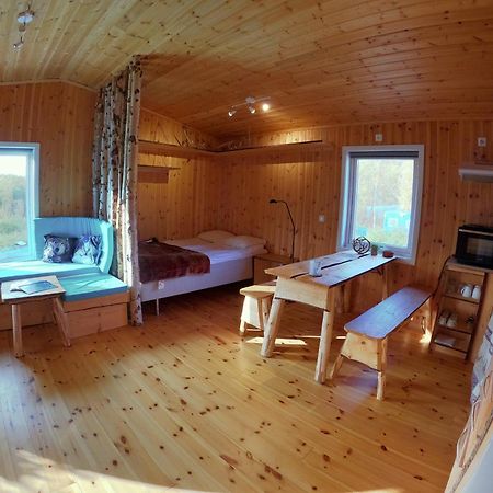 Wild Caribou'S Wildwood Cabin Lakselv Esterno foto