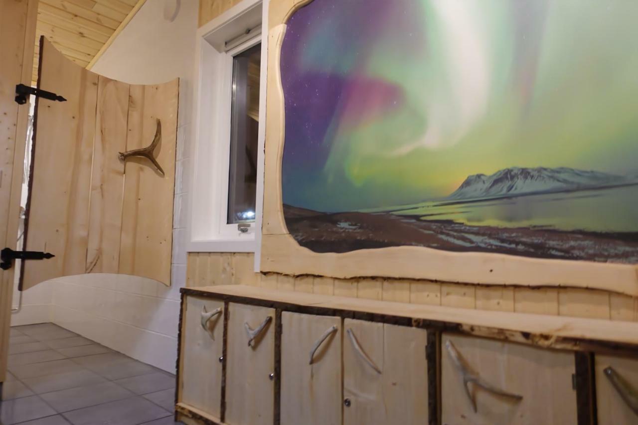 Wild Caribou'S Wildwood Cabin Lakselv Esterno foto